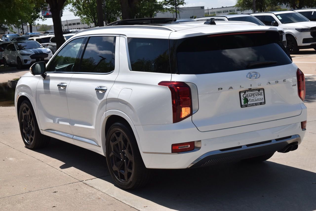 Used 2022 Hyundai Palisade Calligraphy image 10