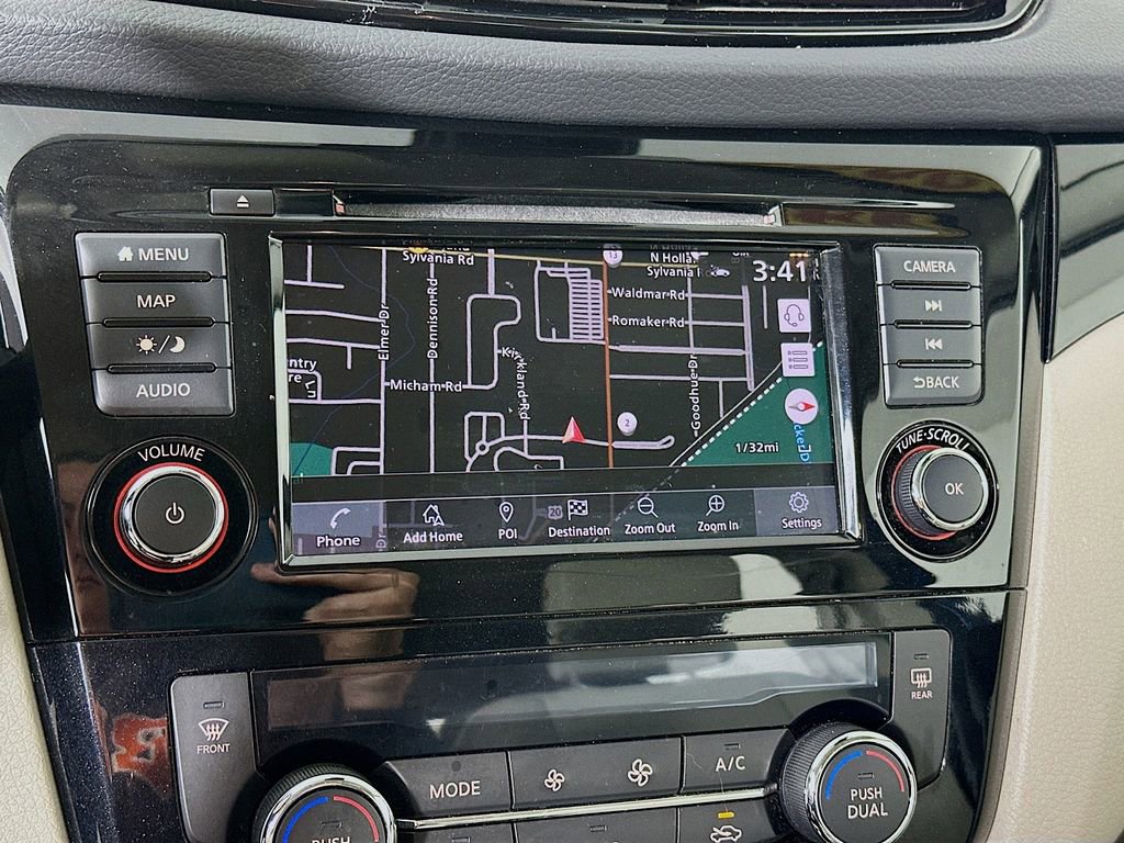 Used 2021 Nissan Rogue Sport SL image 18