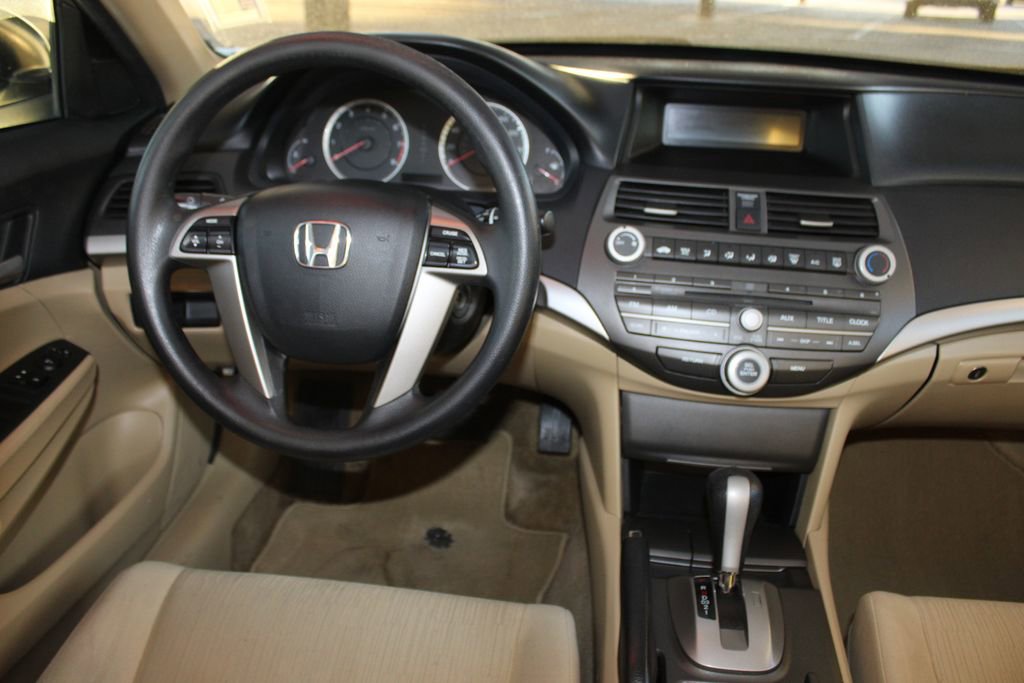 Used 2012 Honda Accord LX video 2