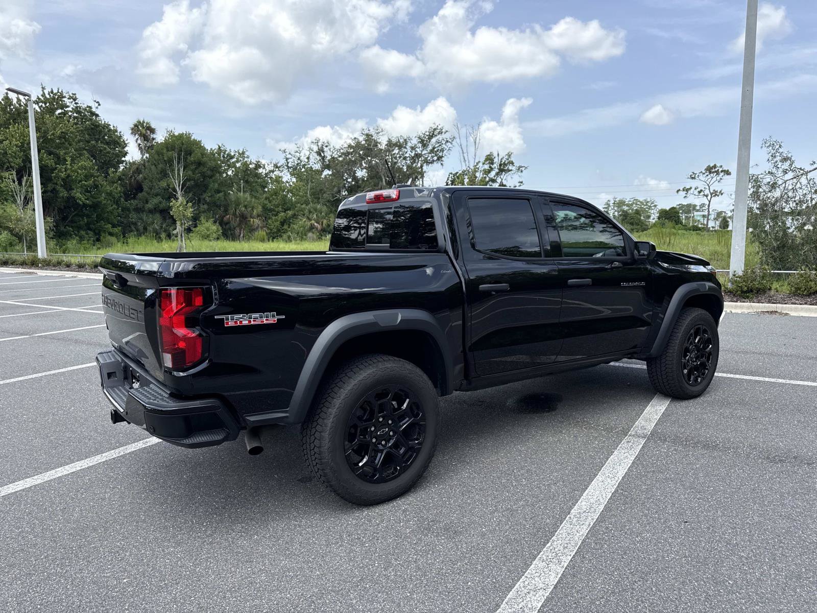 Used 2026 Chevrolet Colorado Trail Boss AWD/4WD image 3