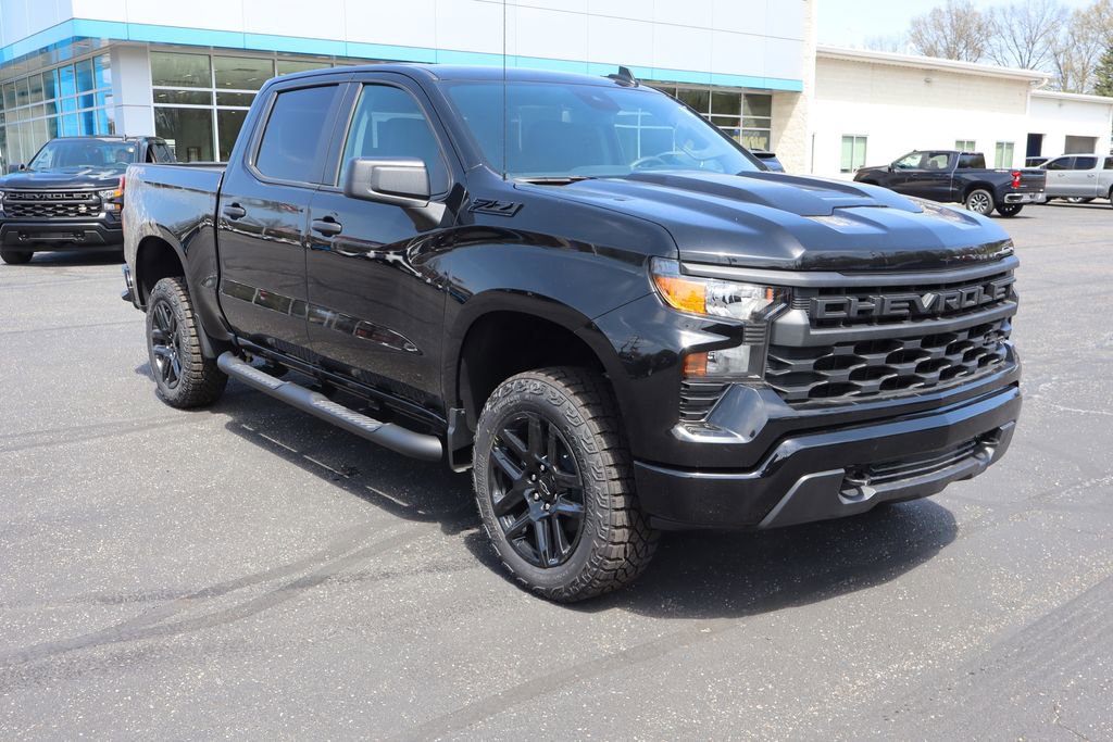 New 2026 Chevrolet Silverado 1500 Custom Trail Boss AWD/4WD image 2