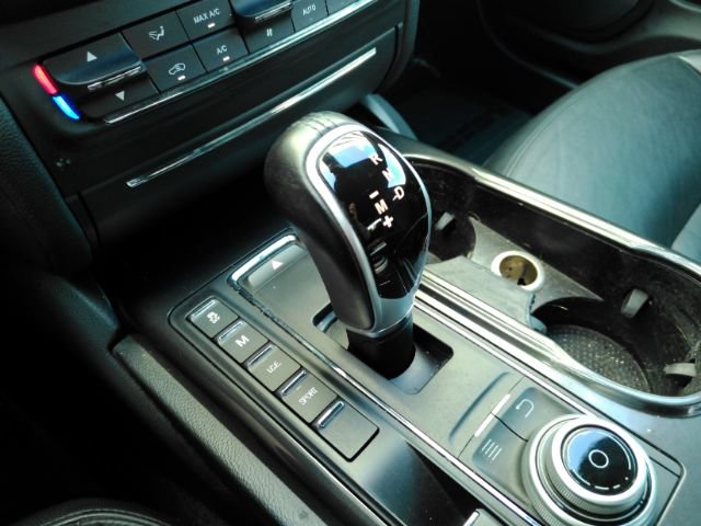 Used 2017 Maserati Ghibli RWD image 44