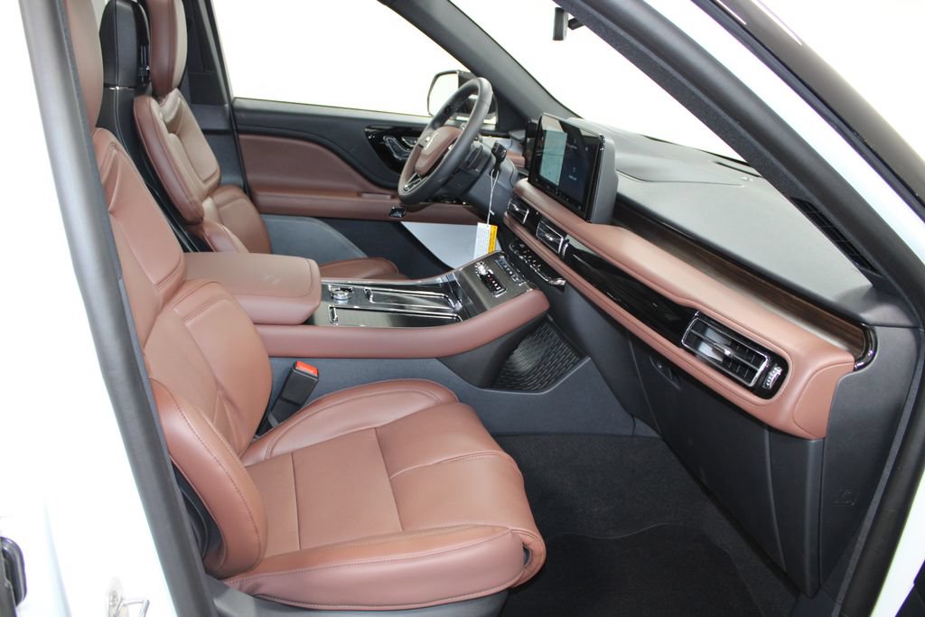 New 2026 Lincoln Aviator Reserve AWD/4WD image 29