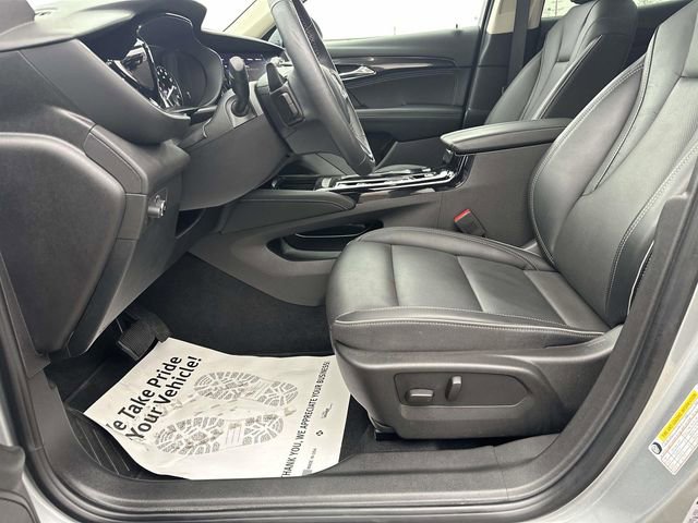 Used 2023 Buick Envision Essence image 16