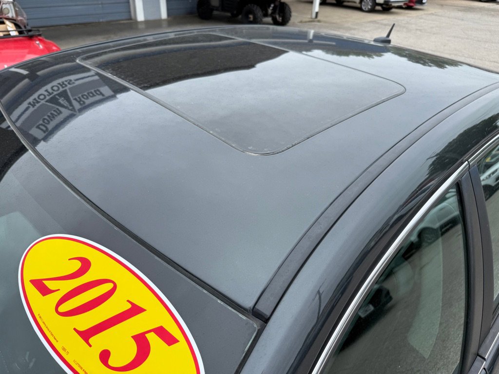 Used 2015 Chevrolet Impala LTZ FWD image 9
