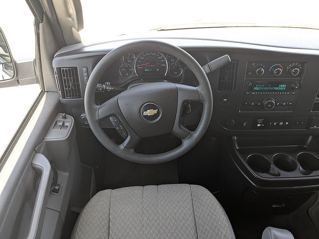 Certified 2024 Chevrolet Express 3500 LT w/ LT Preferred Equipment Group RWD image 19