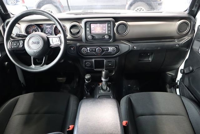 Used 2020 Jeep Gladiator Sport image 28