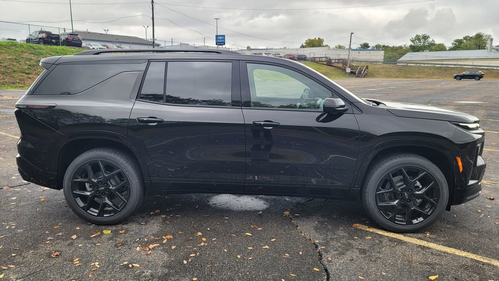 New 2026 Chevrolet Traverse RS image 14