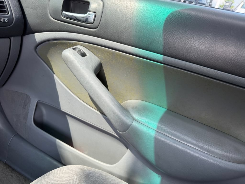 Used 2002 Honda Civic LX image 31