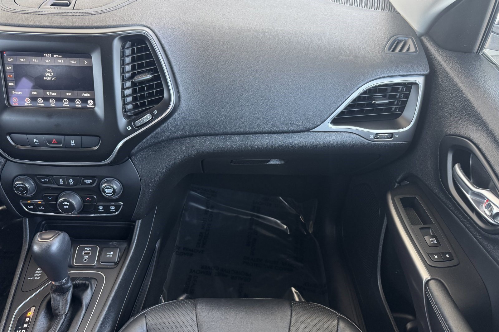 Used 2021 Jeep Cherokee Latitude Lux AWD/4WD image 28