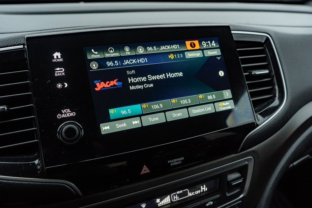 Certified 2023 Honda Passport TrailSport image 31