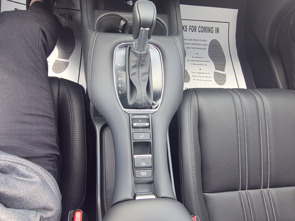Used 2027 Honda HR-V EX-L image 18