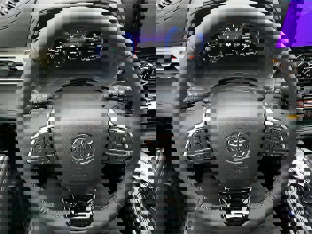 New 2026 Toyota Highlander Limited image 19