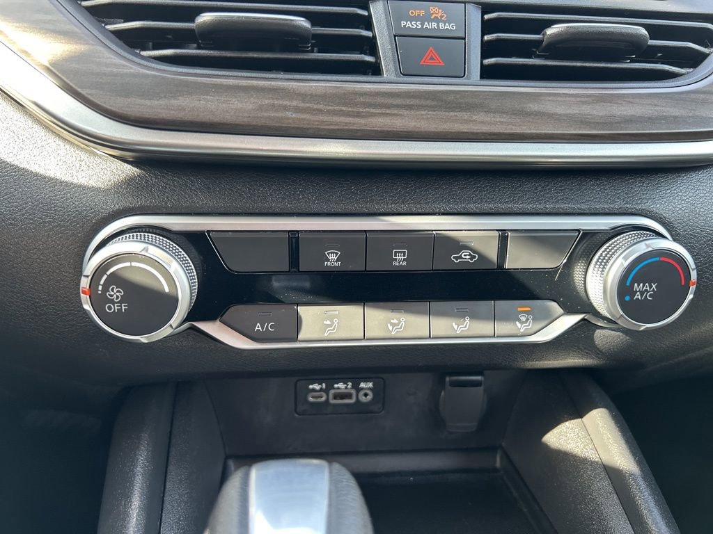 Used 2025 Nissan Altima 2.5 SV image 23