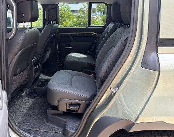Used 2025 Land Rover Defender 130 S AWD/4WD image 10