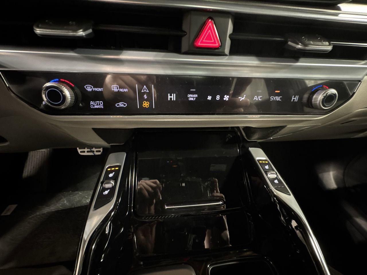 New 2026 Kia Sorento SX Prestige image 24