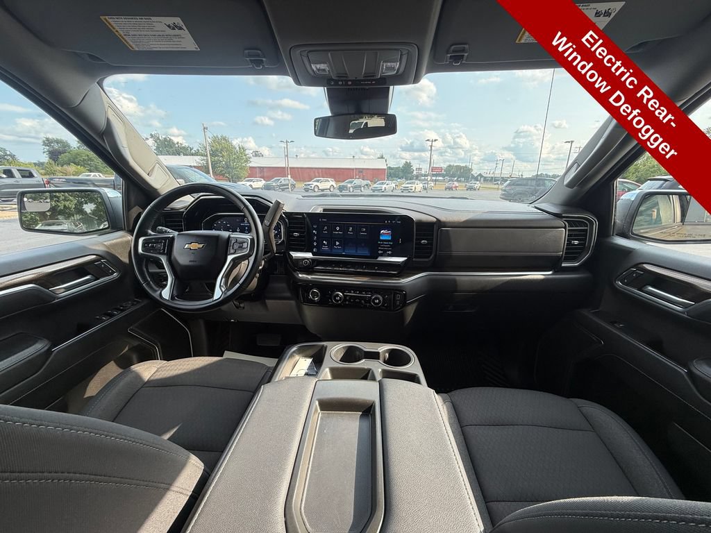 Used 2023 Chevrolet Silverado 1500 LT AWD/4WD image 41