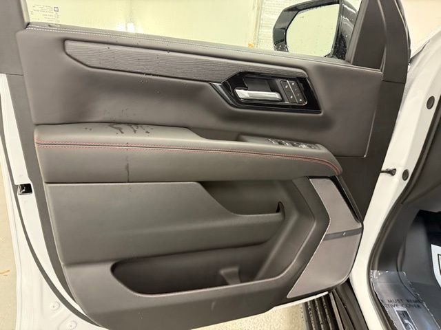 New 2026 GMC Yukon XL AT4 Ultimate w/ LPO, Floor Liner Package image 13