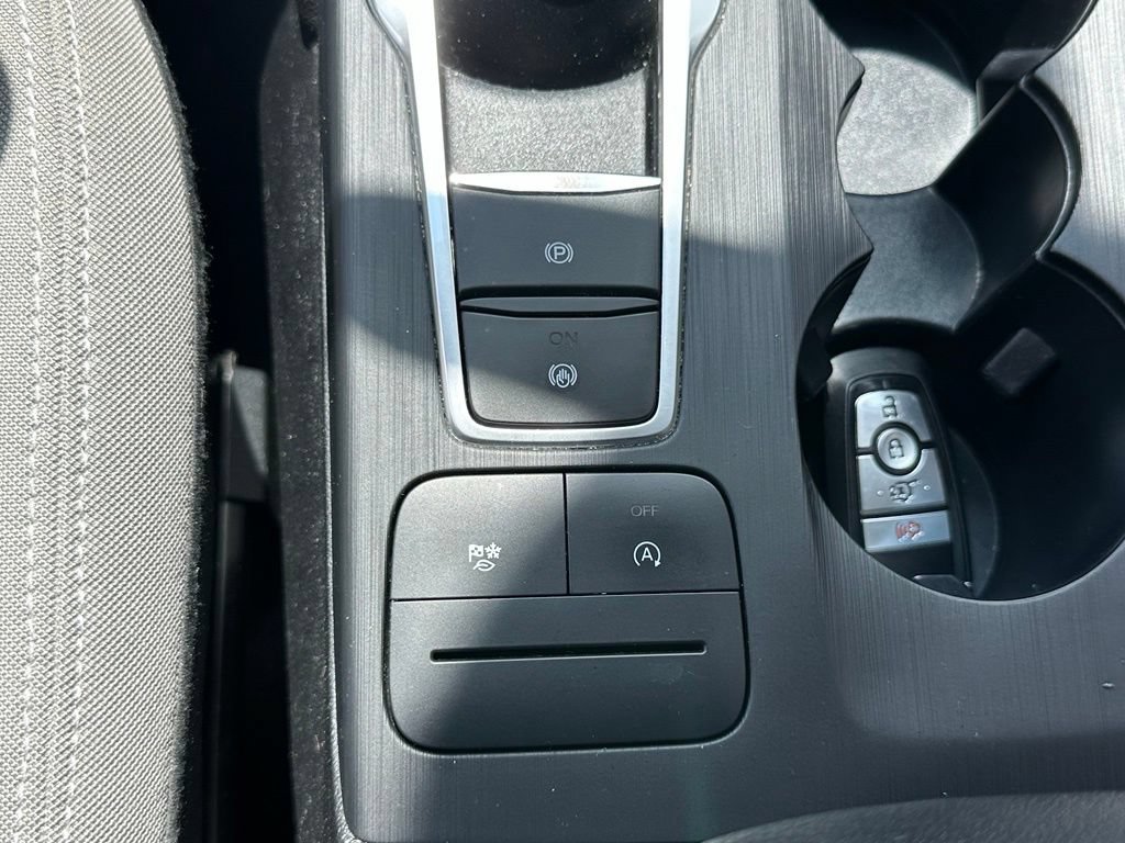 Used 2022 Ford Escape SE w/ Convenience Package FWD image 30