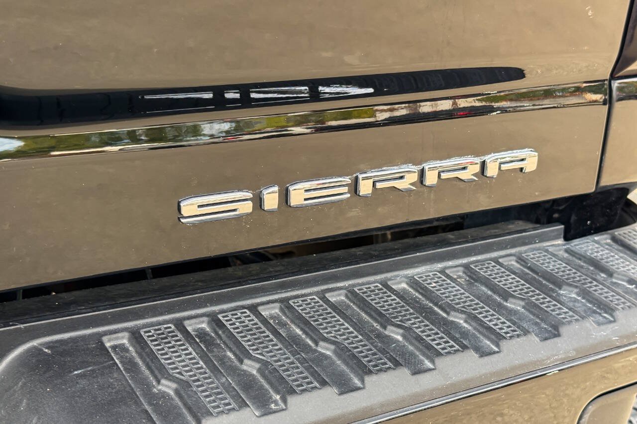 Used 2025 GMC Sierra 3500 Denali Ultimate AWD/4WD image 23