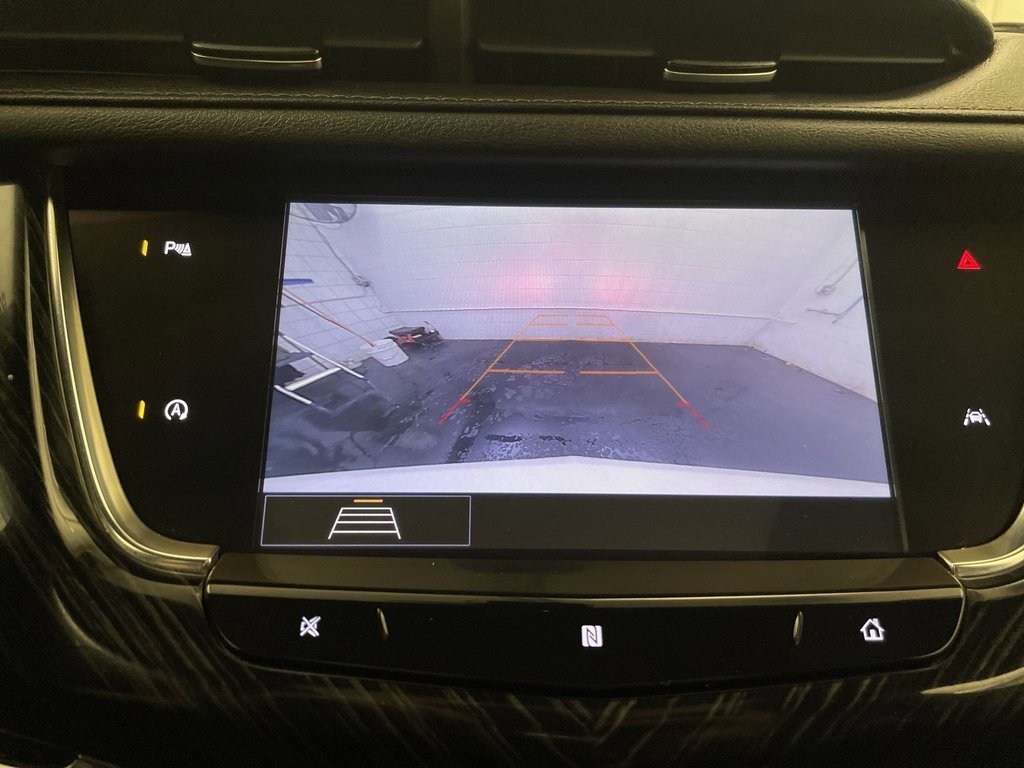 Used 2020 Cadillac XT6 Premium Luxury image 8