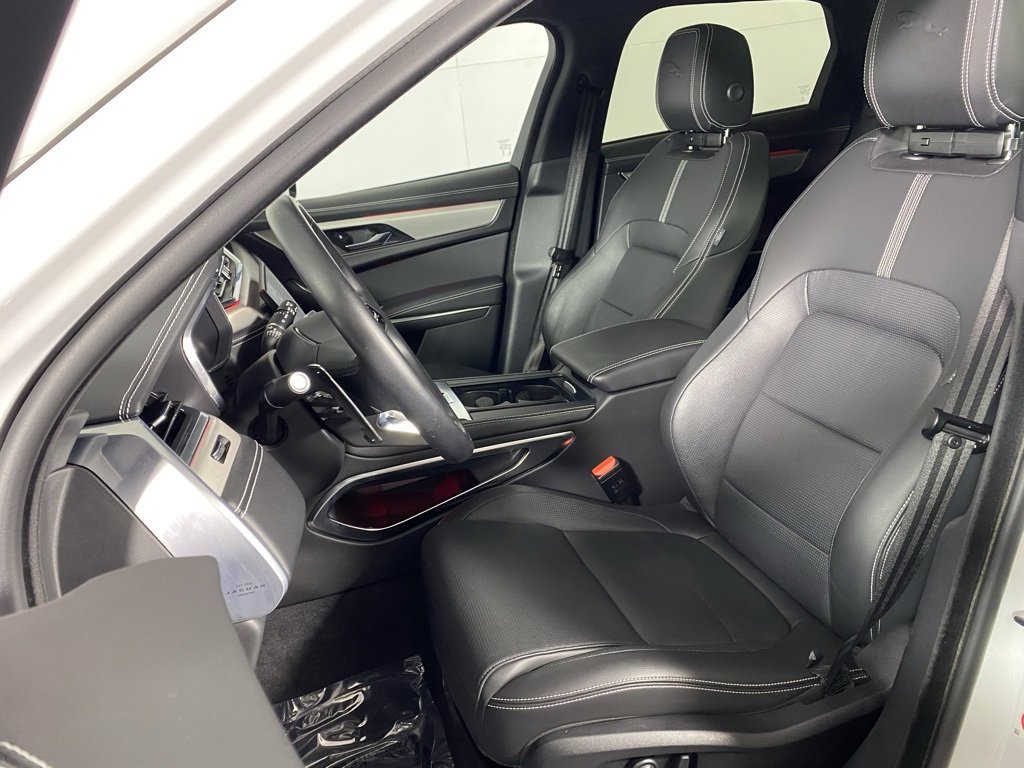 Used 2025 Jaguar F-PACE R-Dynamic S image 22