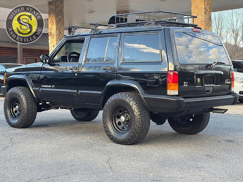 Used 2001 Jeep Cherokee Sport image 4