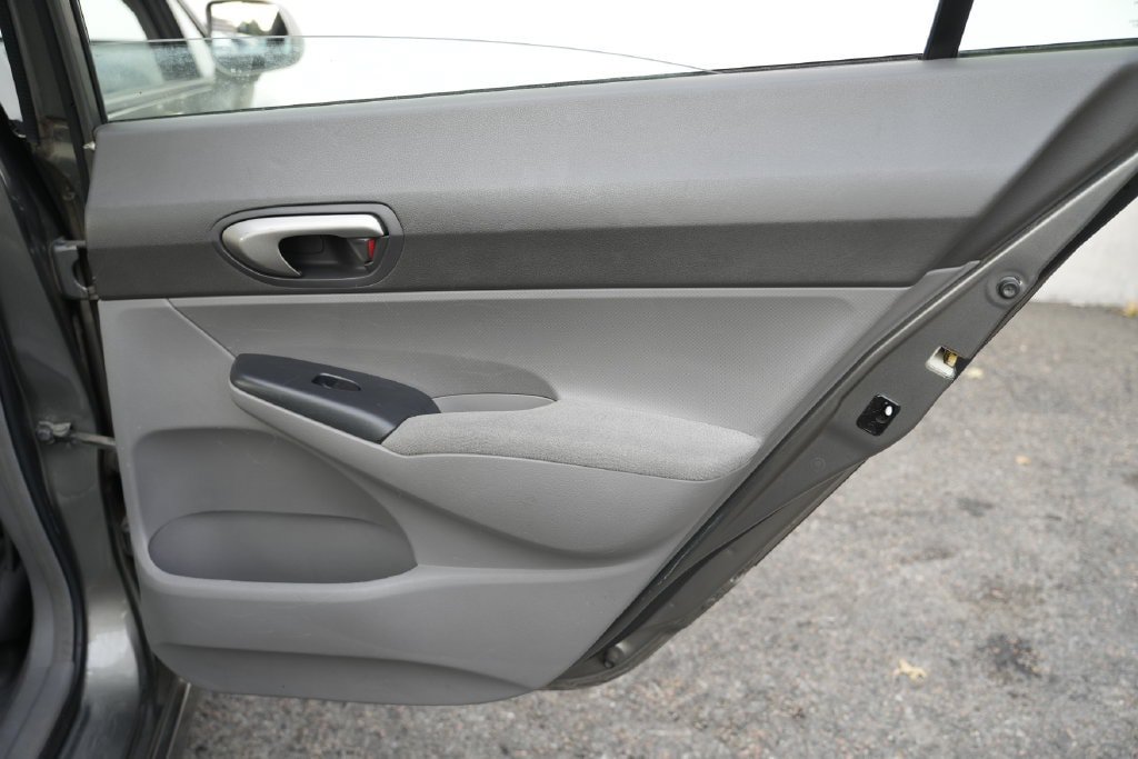 Used 2006 Honda Civic LX image 32