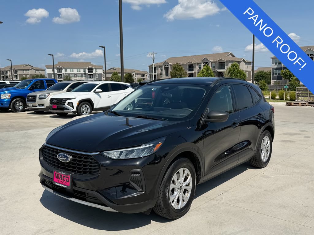 Used 2025 Ford Escape Active w/ Tech Pack #1 FWD image 3
