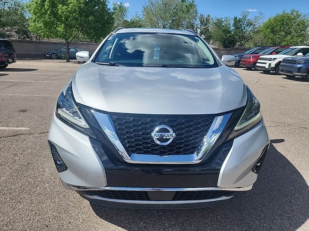 Used 2019 Nissan Murano SV w/ Premium Package AWD/4WD image 2