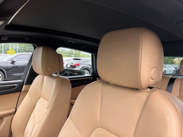 Used 2021 Porsche Macan AWD/4WD image 13