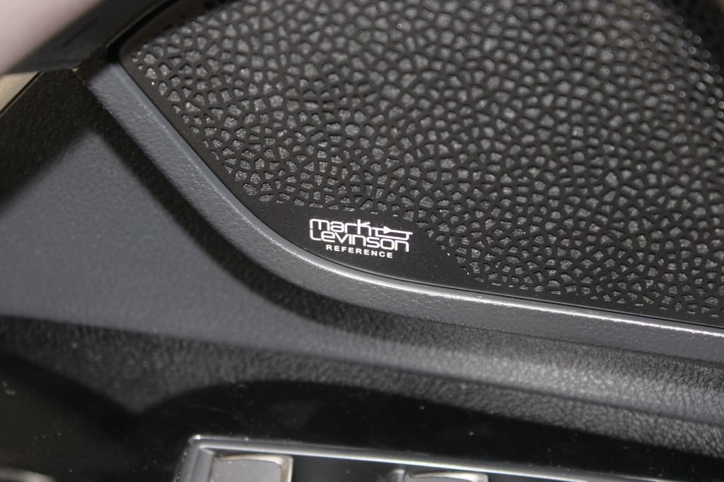 Used 2024 Lexus LX 600 4WD w/ Luxury Package image 29