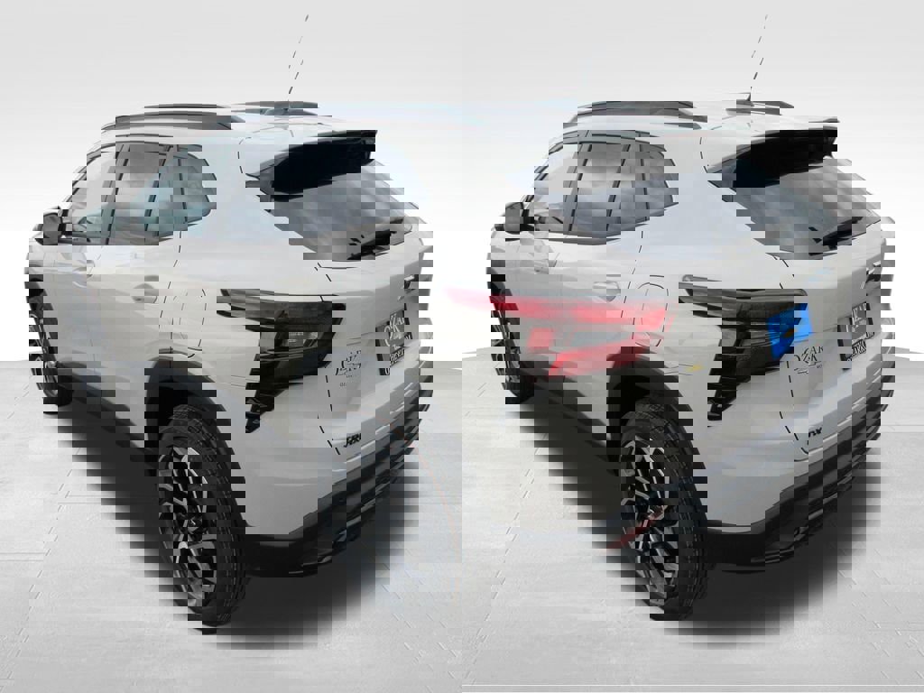 New 2026 Chevrolet Trax RS w/ Sunroof Package FWD image 3