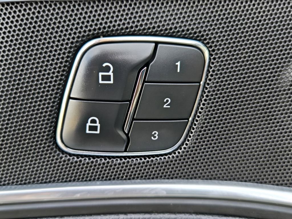 Used 2019 Ford Explorer Sport w/ Equipment Group 401A image 21