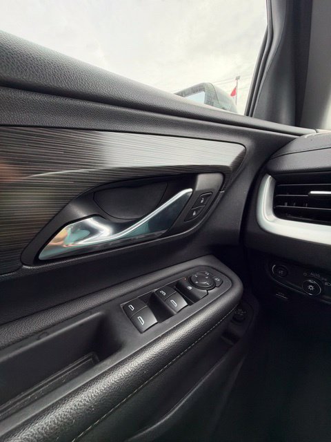 Used 2023 GMC Terrain SLE w/ Driver Convenience Package FWD image 24