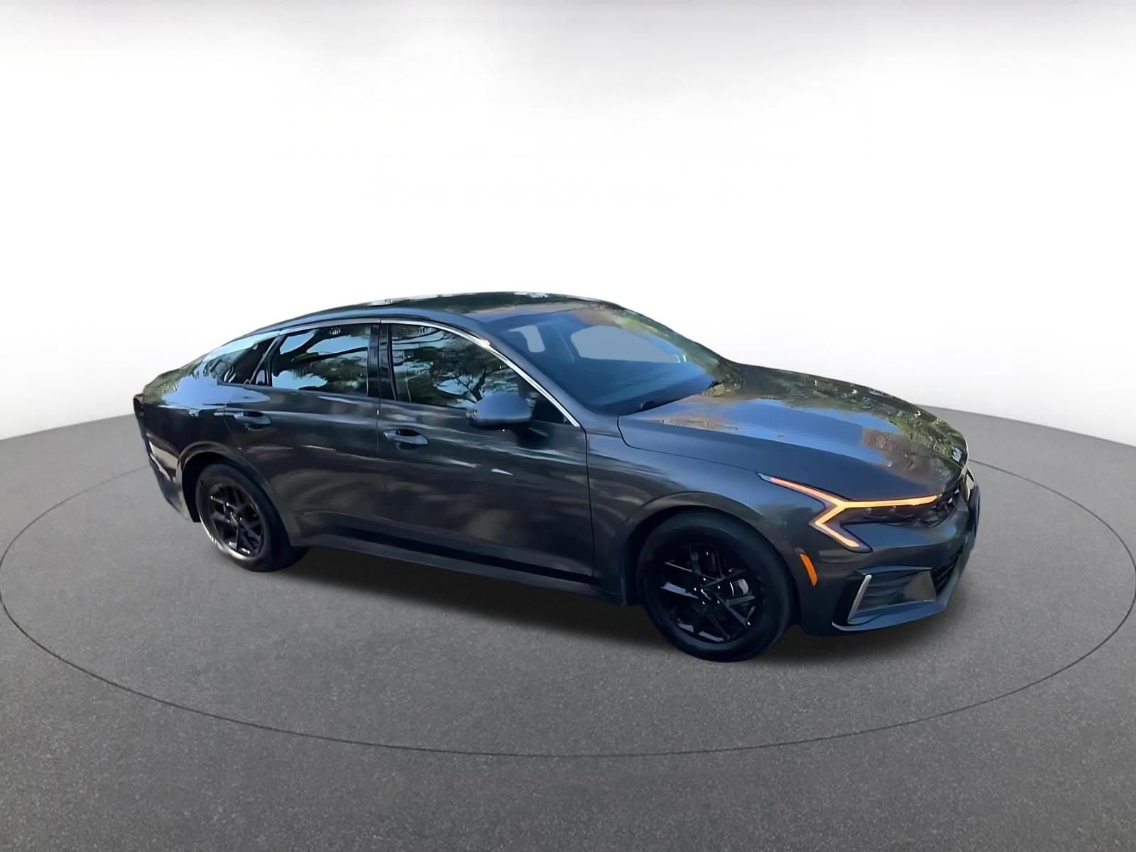 Used 2025 Kia K5 LXS image 2