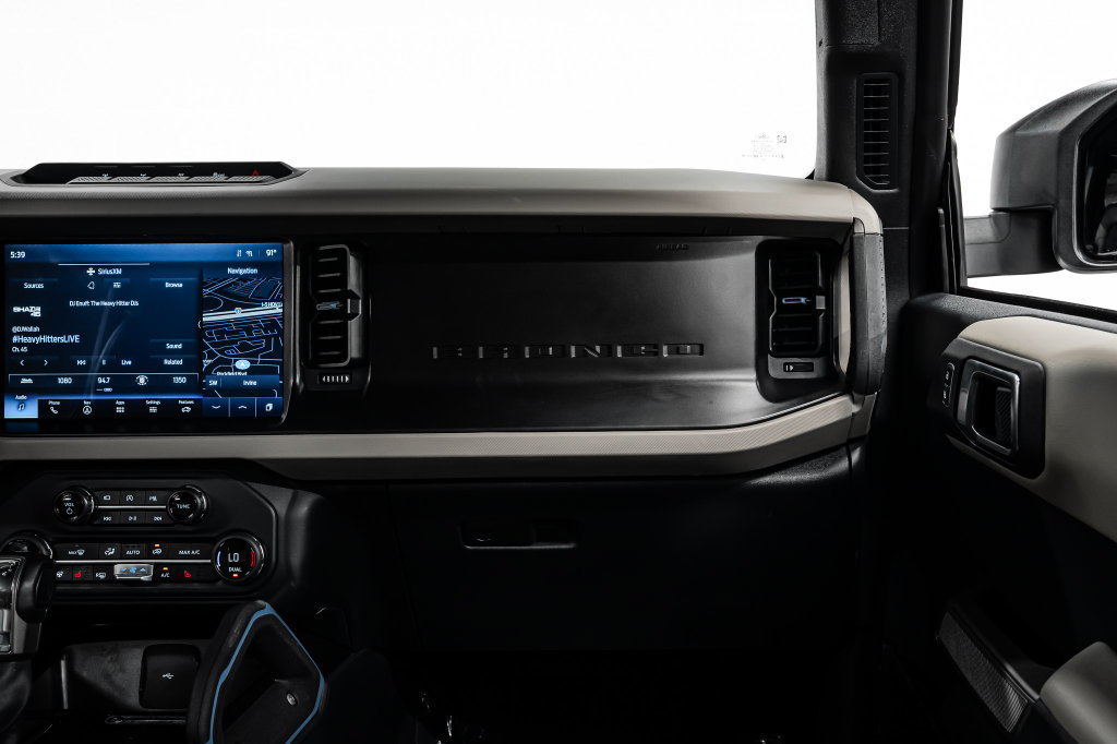 Used 2023 Ford Bronco Wildtrak AWD/4WD image 33