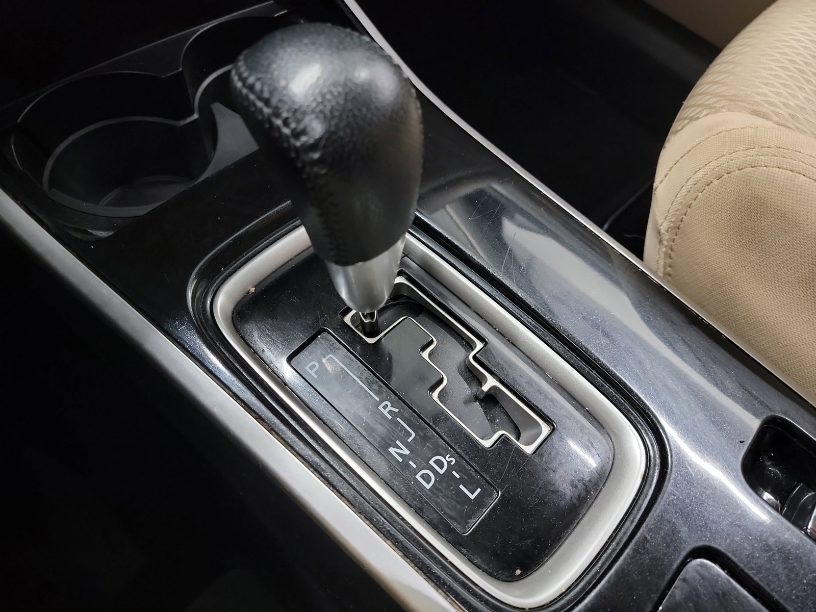 Used 2018 Mitsubishi Outlander ES AWD/4WD image 27