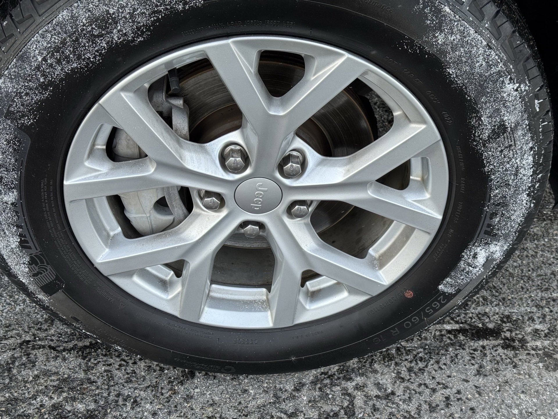 Used 2023 Jeep Grand Cherokee Limited image 11