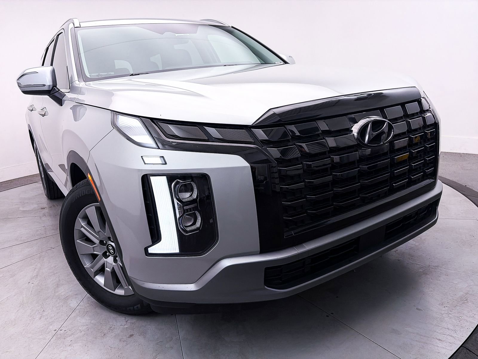 Used 2023 Hyundai Palisade SEL w/ Cargo Package image 7