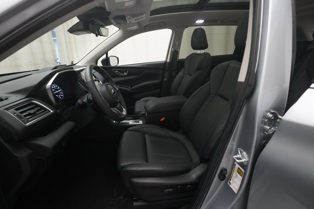 Used 2026 Subaru Ascent Touring AWD/4WD image 7