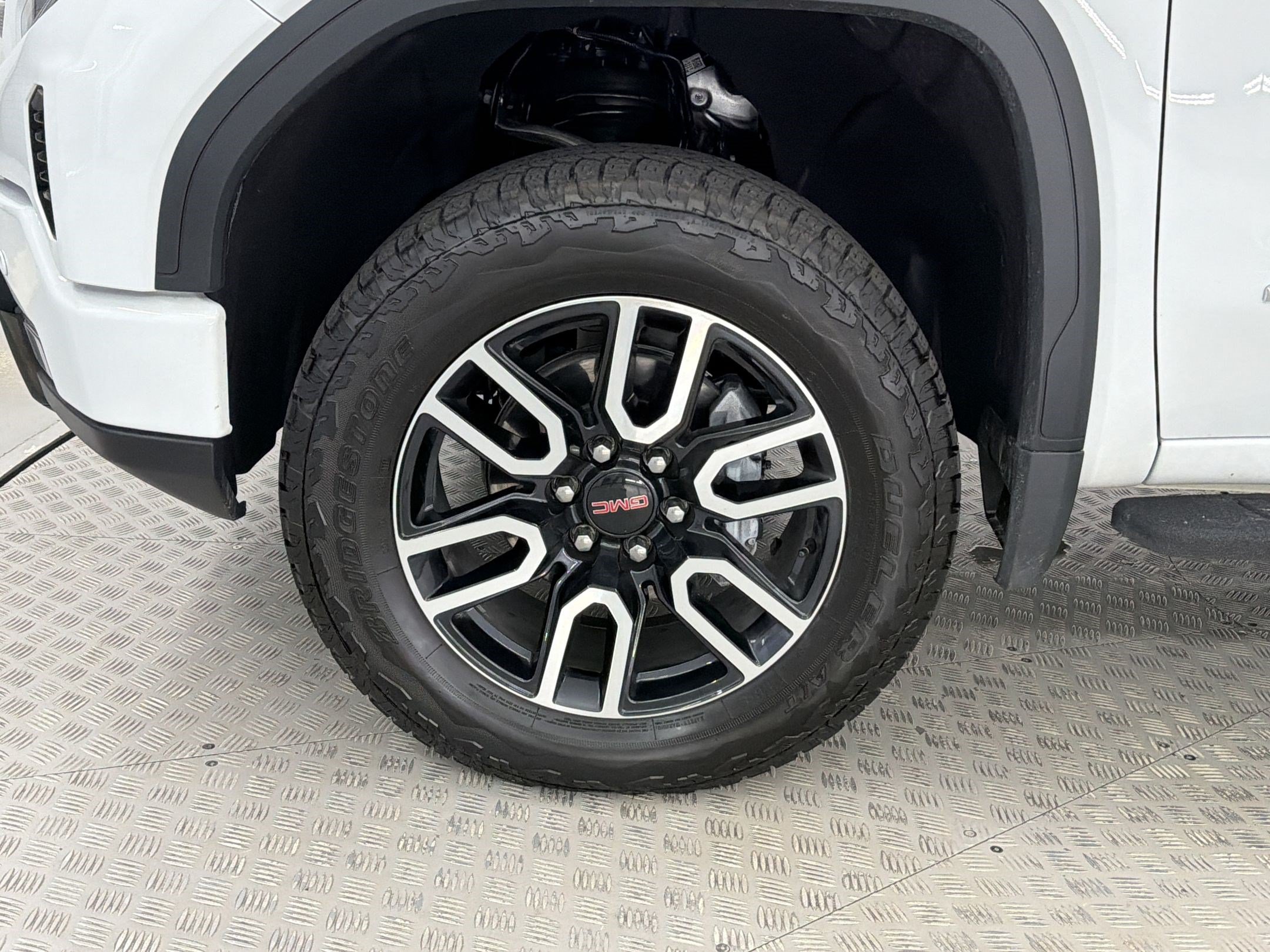 Used 2026 GMC Sierra 1500 AT4 w/ AT4 Premium Package AWD/4WD image 12