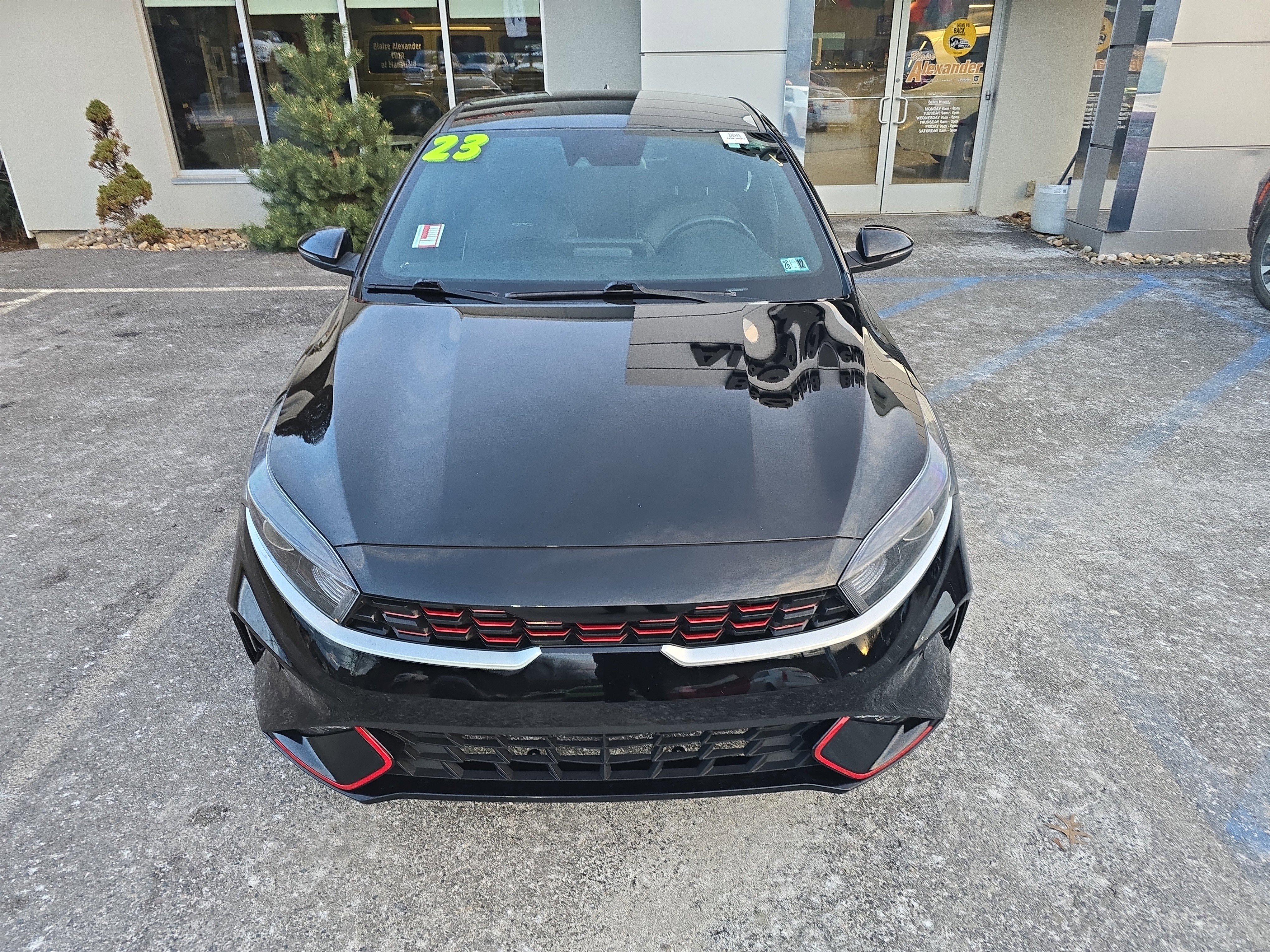 Used 2023 Kia Forte GT-Line image 9