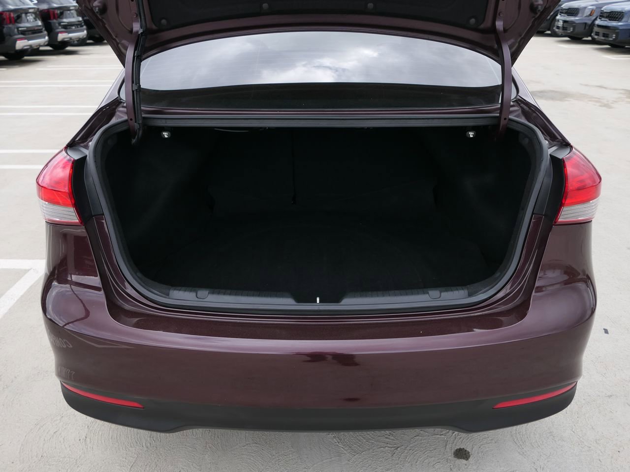 Used 2018 Kia Forte LX w/ LX Rear Camera Package image 25