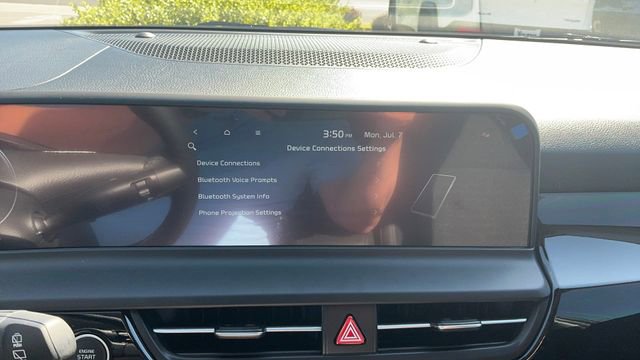 Certified 2025 Kia Seltos X-Line AWD/4WD image 18