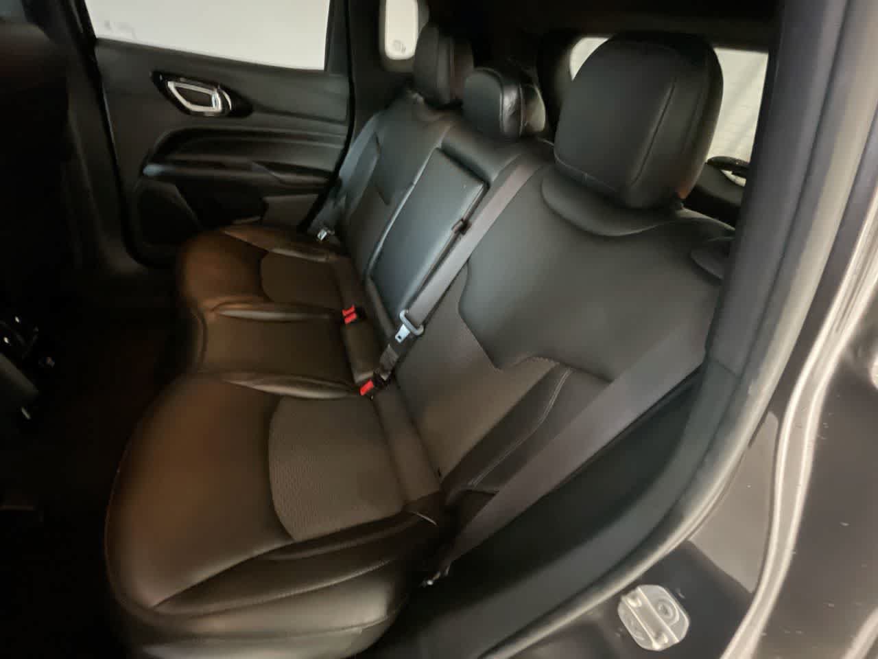 Used 2022 Jeep Compass Latitude AWD/4WD image 21
