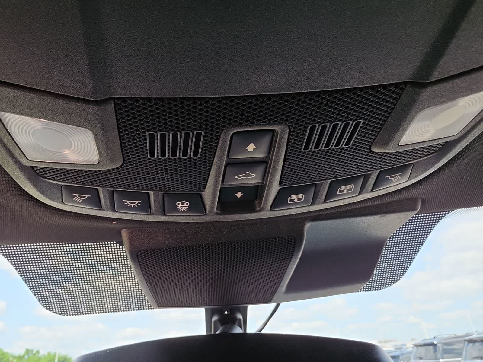 Used 2019 Ford F150 Raptor w/ Equipment Group 802A Luxury AWD/4WD image 34