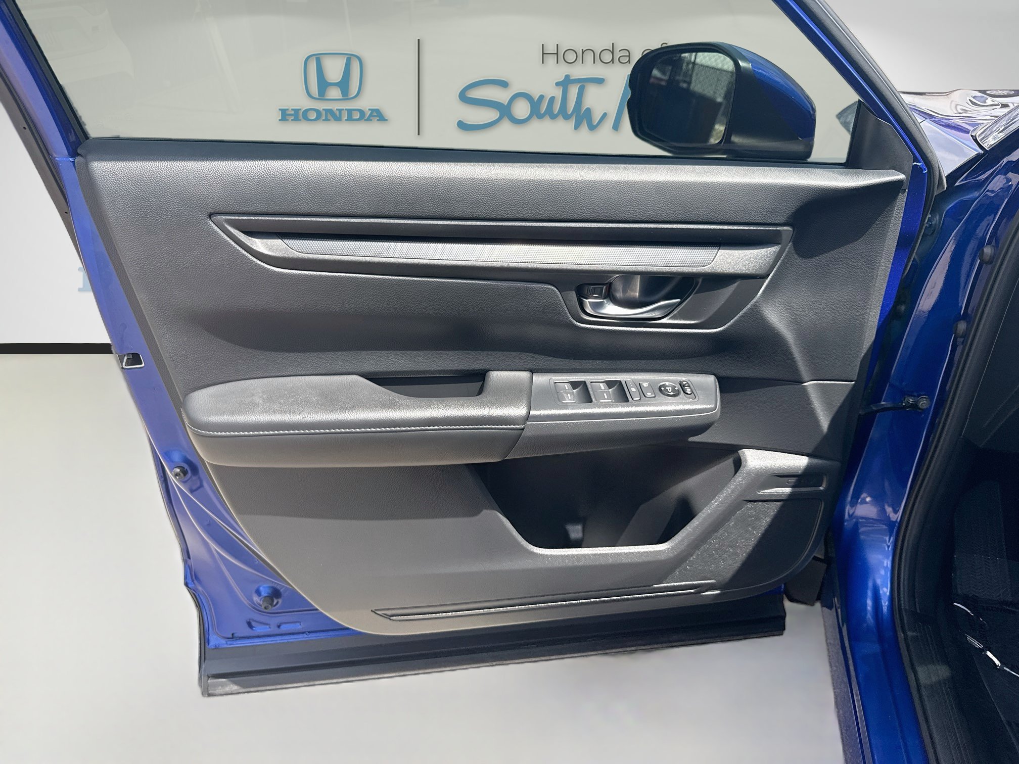 Certified 2025 Honda CR-V LX image 19