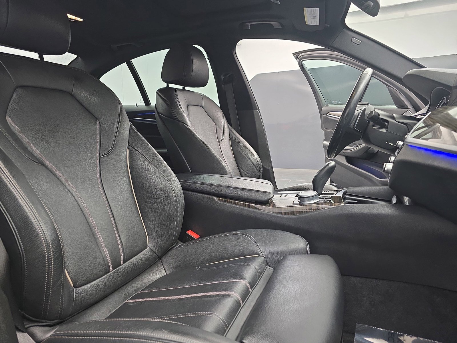 Used 2019 BMW 540i RWD image 45