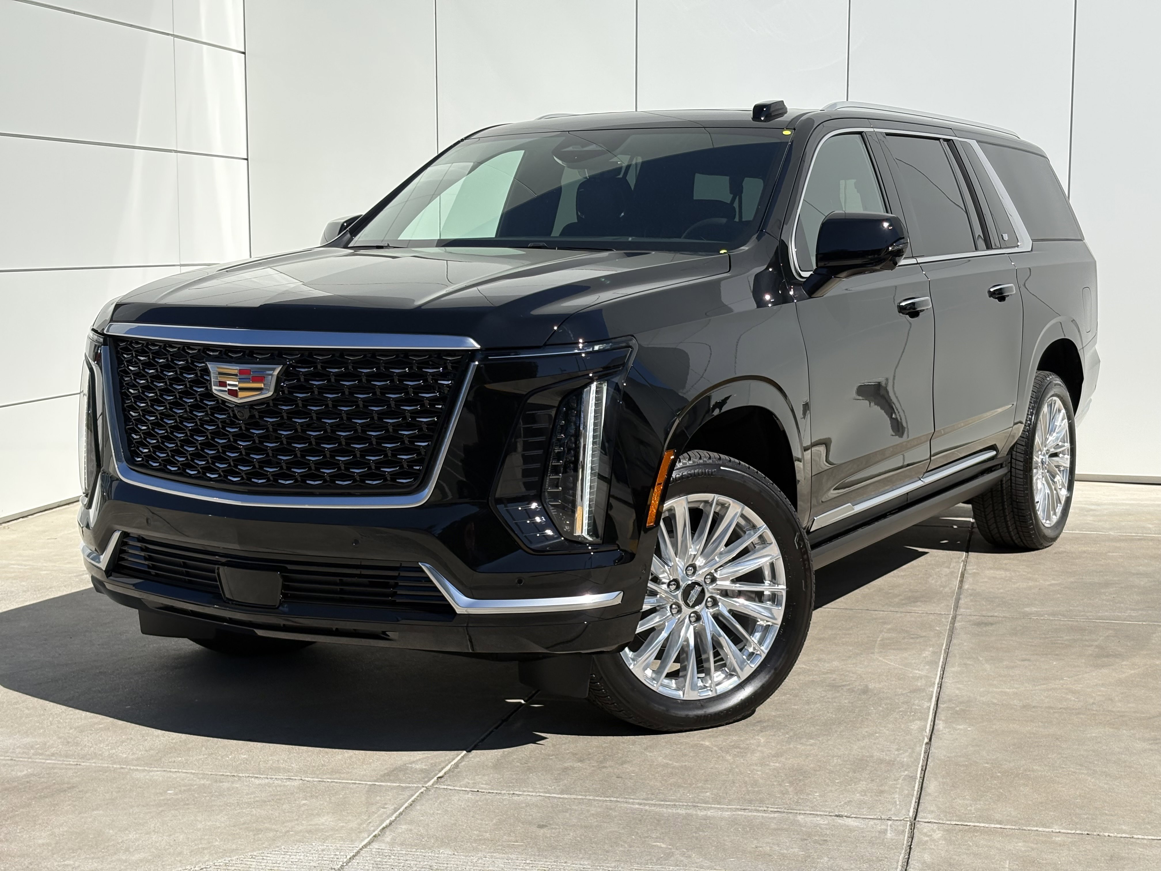 New 2026 Cadillac Escalade ESV Luxury image 2